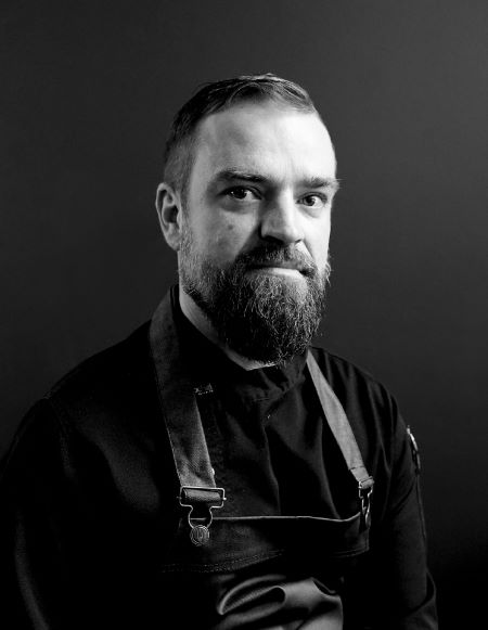 Marco Muetze  Executive Chef smaller 002 v2